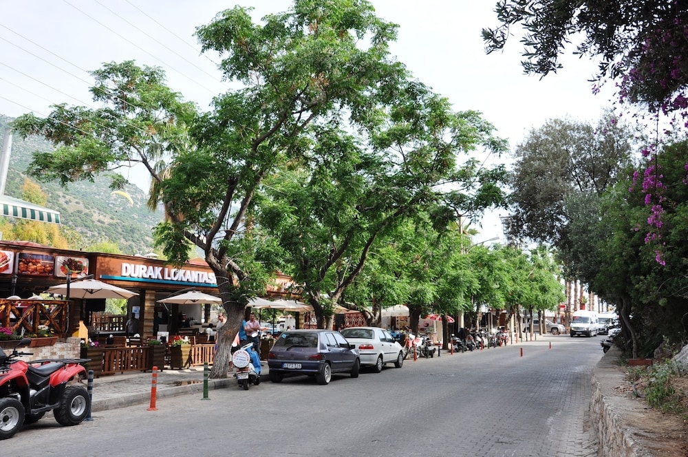 숙박 시설 구내