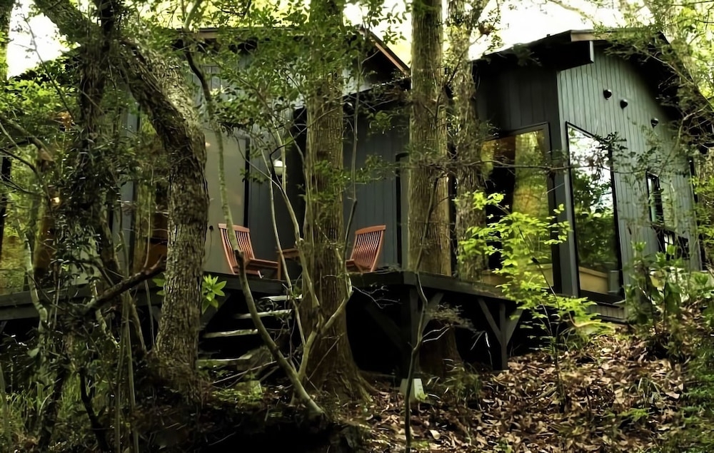 숙박 시설 정면