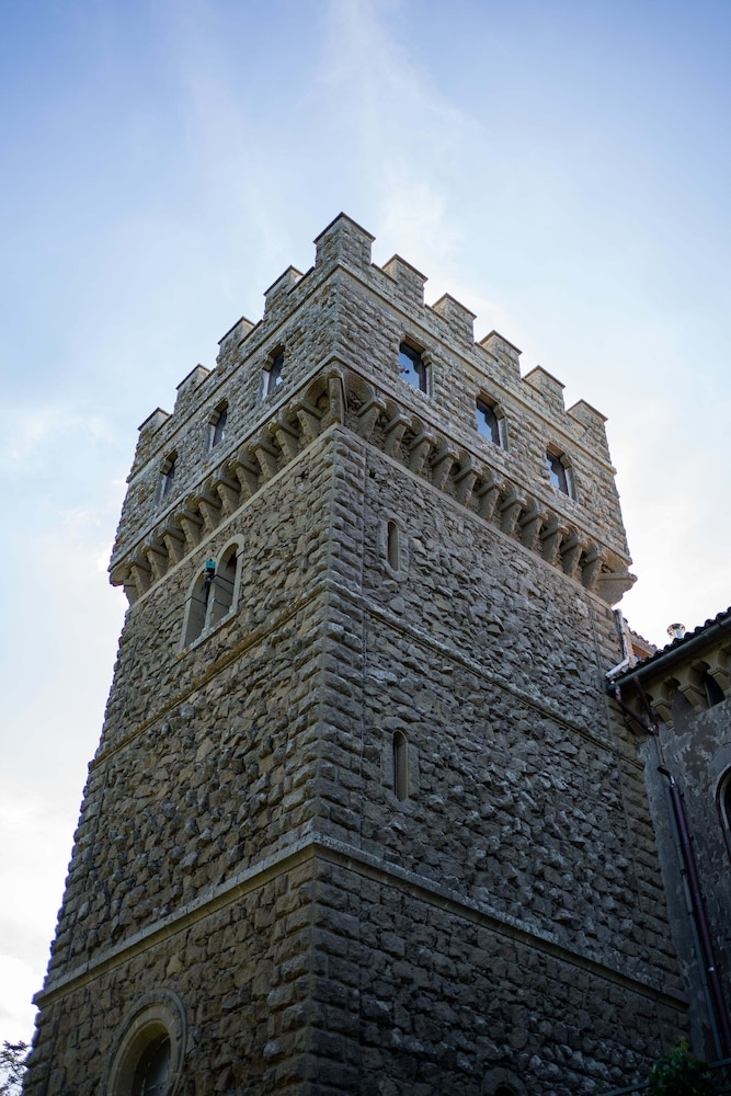 숙박 시설 정면