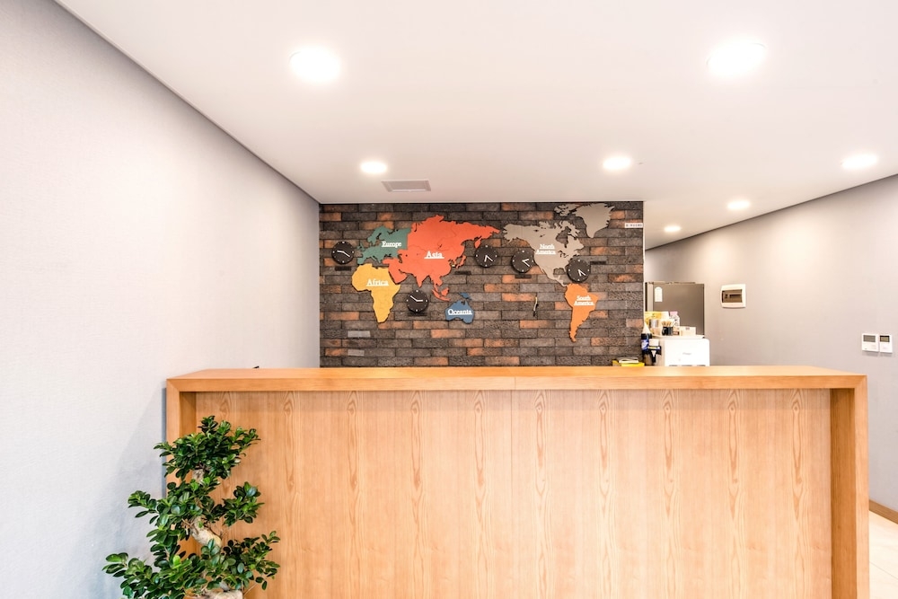 체크인/체크아웃 키오스크