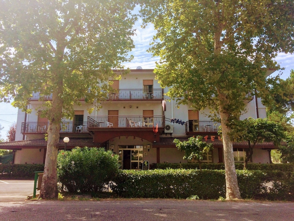 숙박 시설 정면