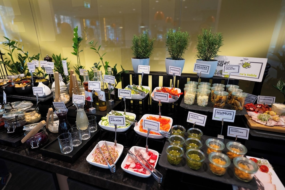 뷔페 아침 식사