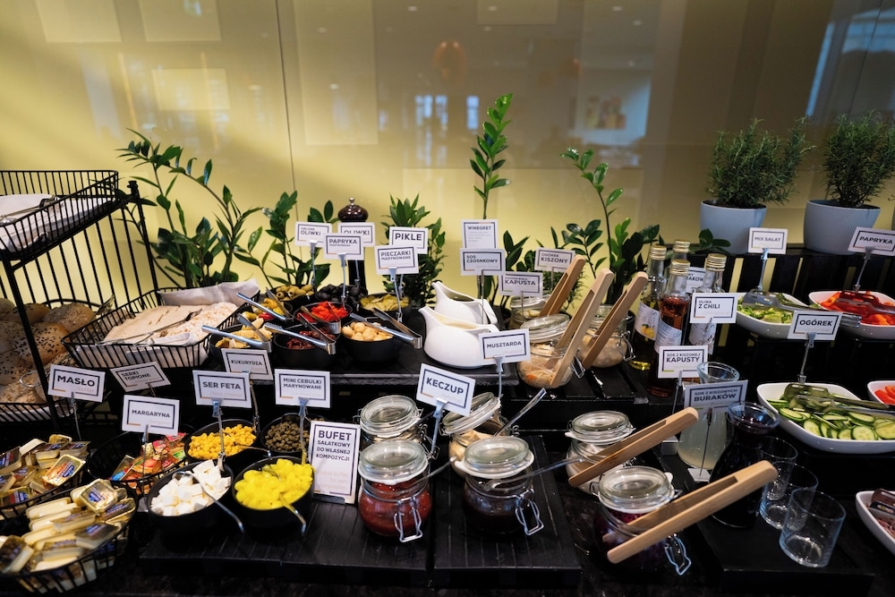 뷔페 아침 식사