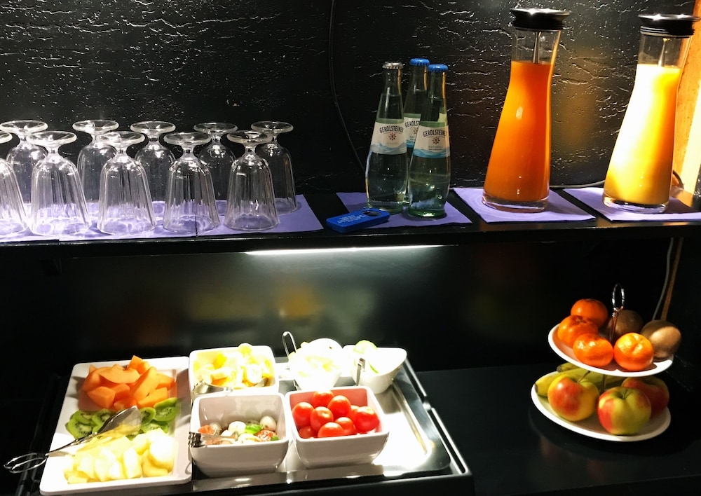 뷔페 아침 식사