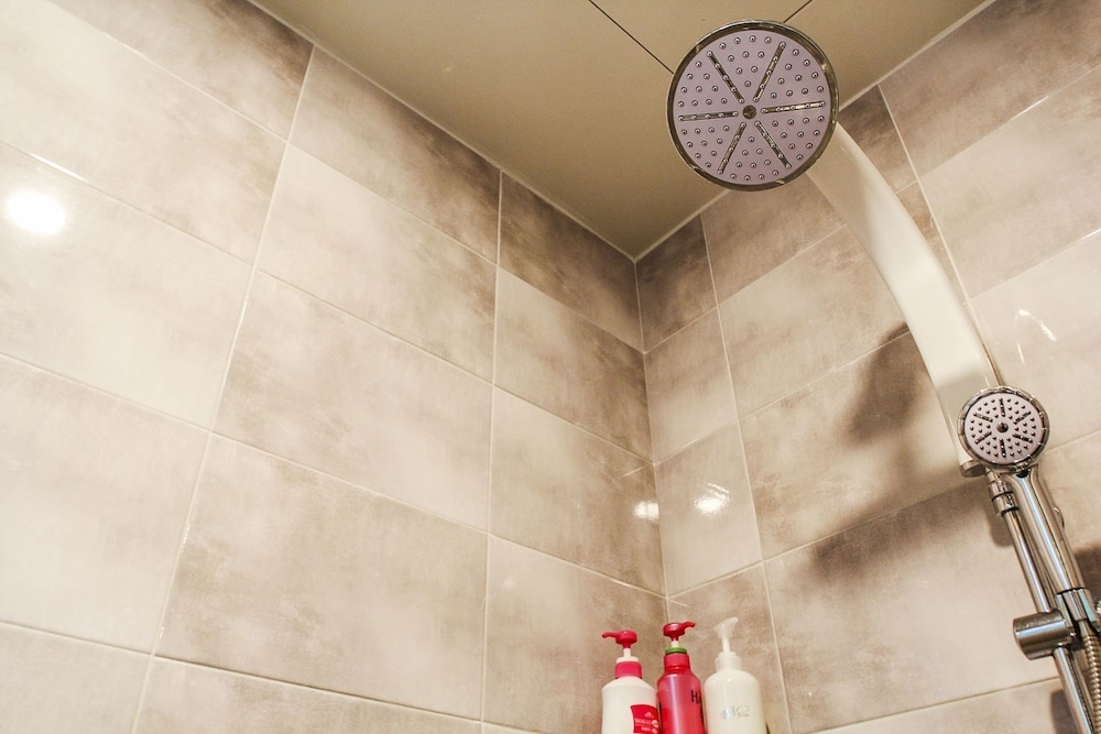 욕실 샤워