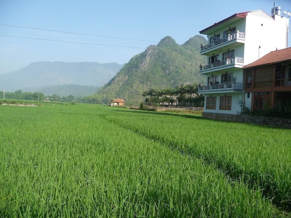 숙박 시설 정면