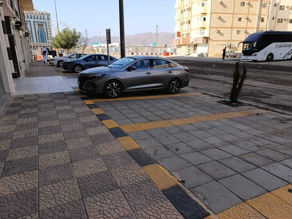 숙박 시설 정면