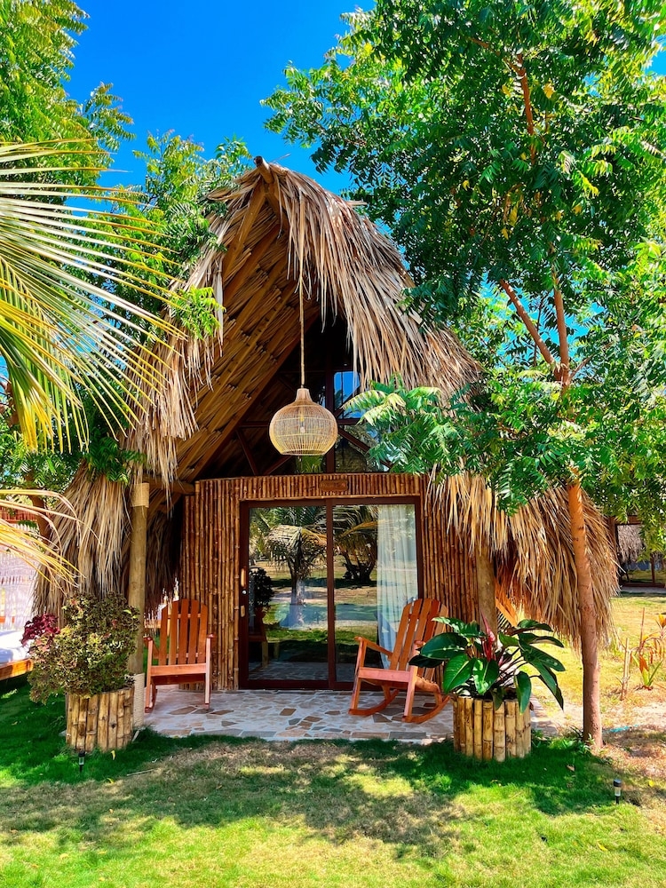 숙박 시설 정면