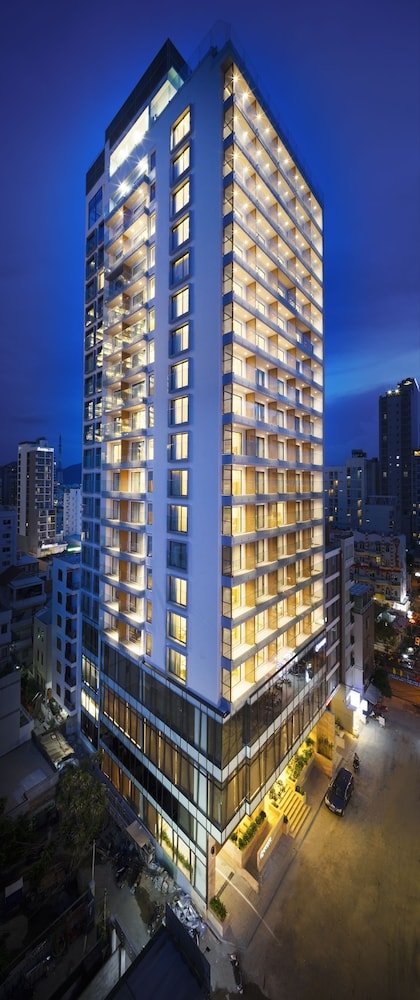 숙박 시설 정면