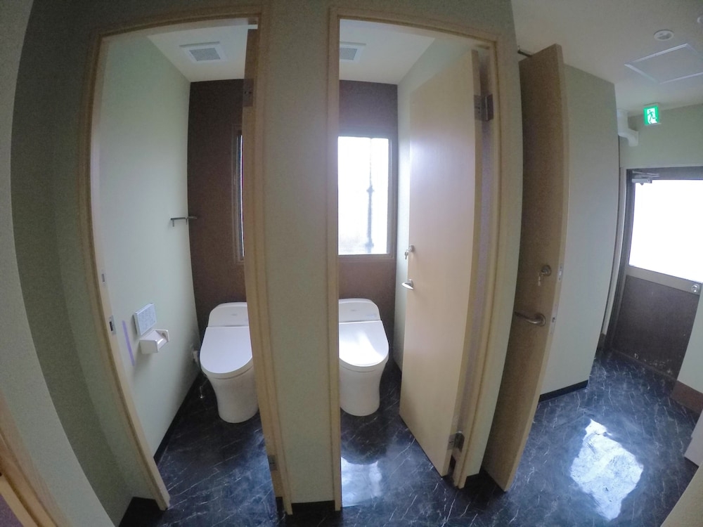 숙박 시설 내 편의 시설/서비스