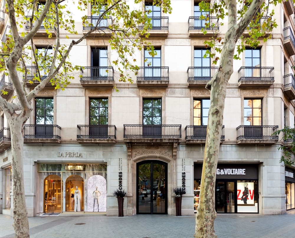 숙박 시설 입구