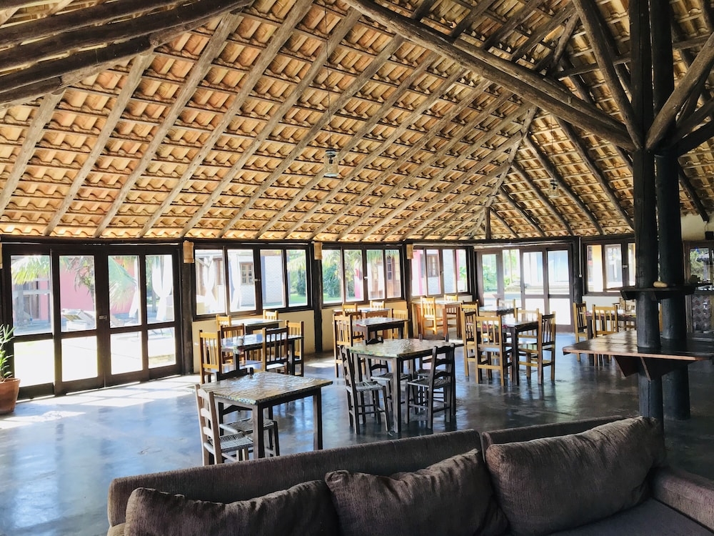 로비 좌석 공간