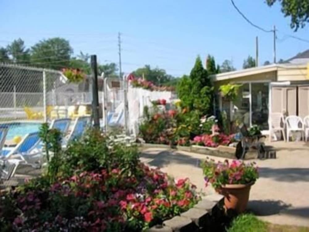 숙박 시설 구내