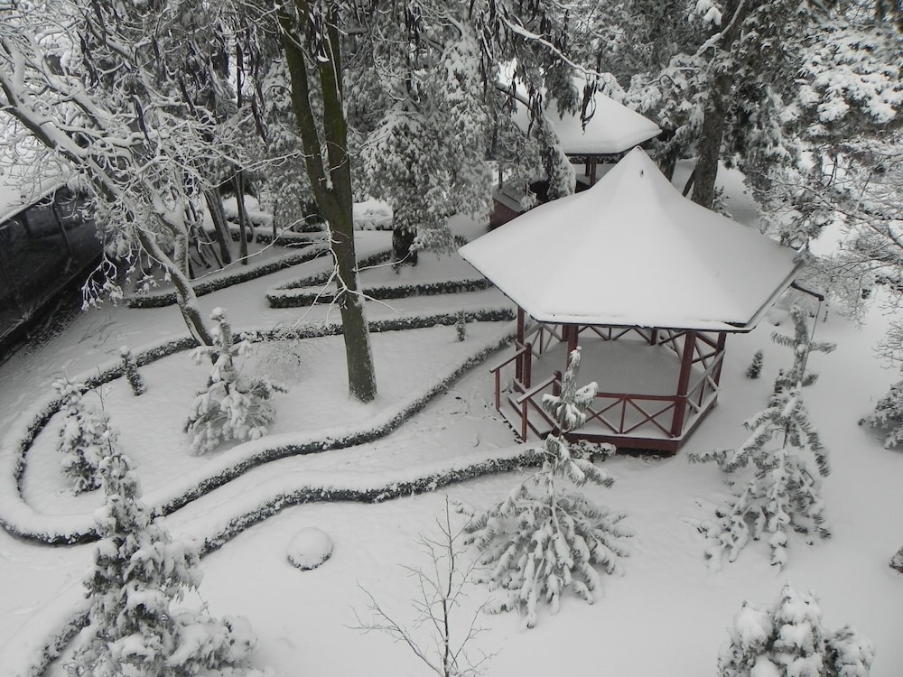 숙박 시설 구내