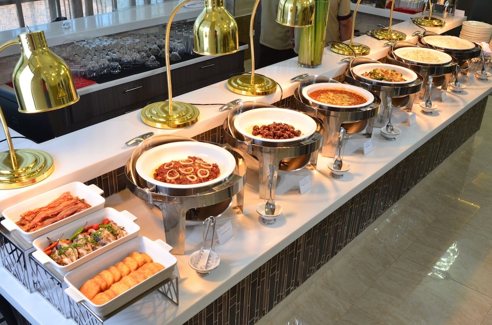 뷔페 아침 식사