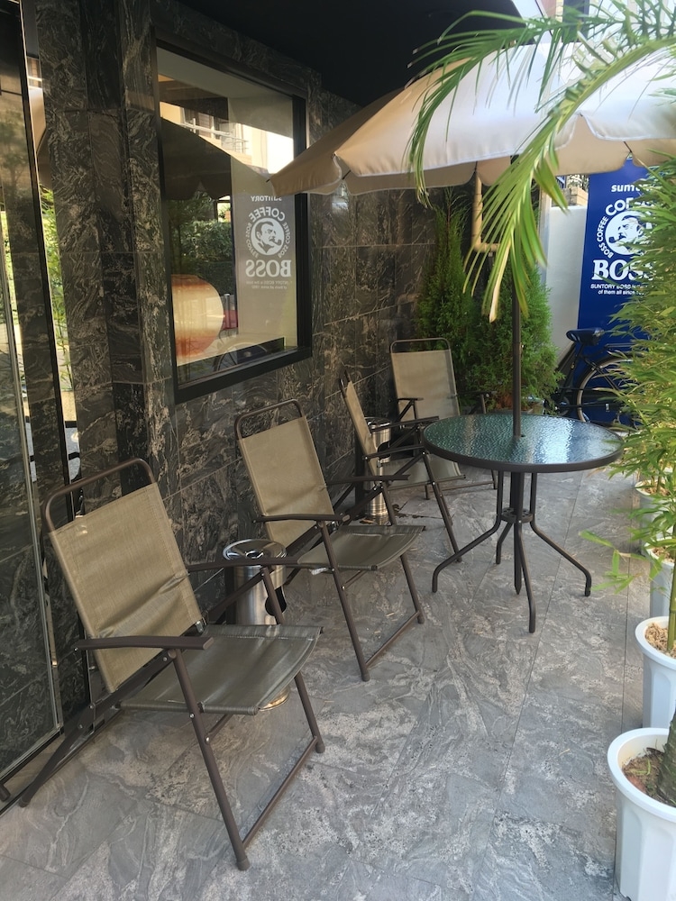 숙박 시설 입구