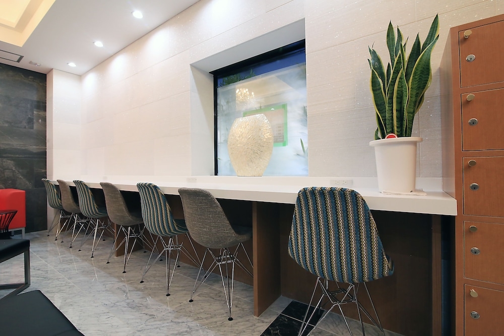 로비 좌석 공간