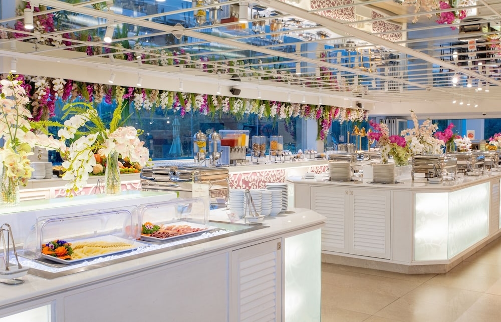 뷔페 아침 식사