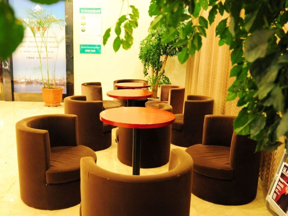 로비 좌석 공간