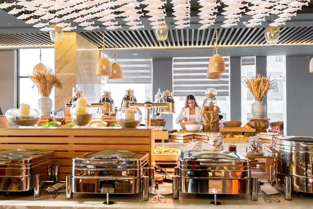 뷔페 아침 식사