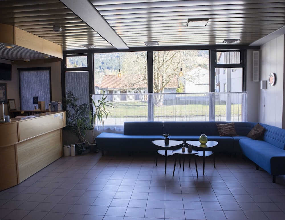 로비 좌석 공간