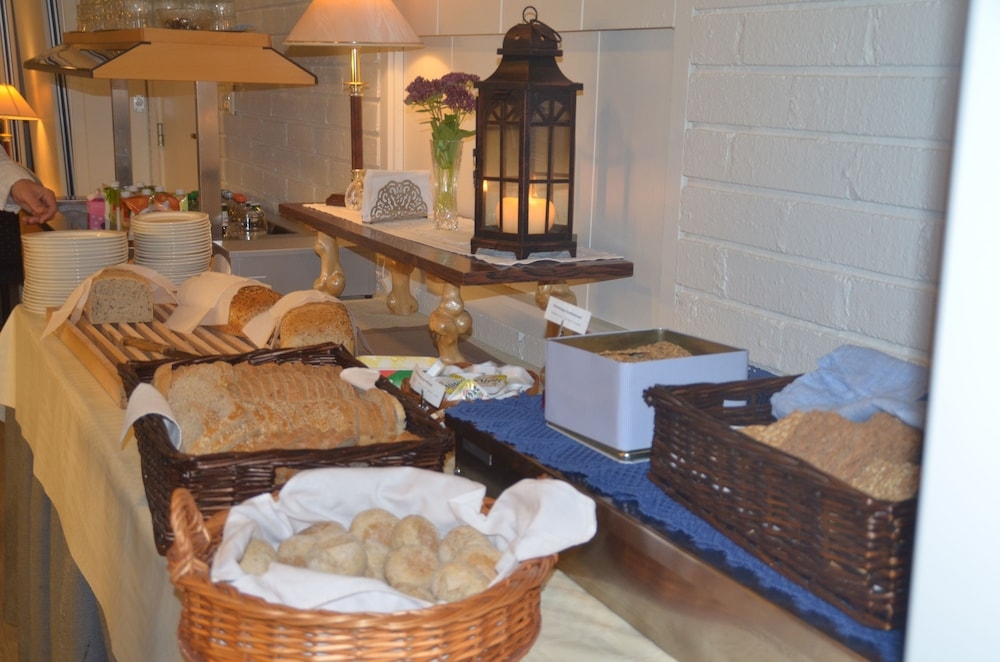 뷔페 아침 식사