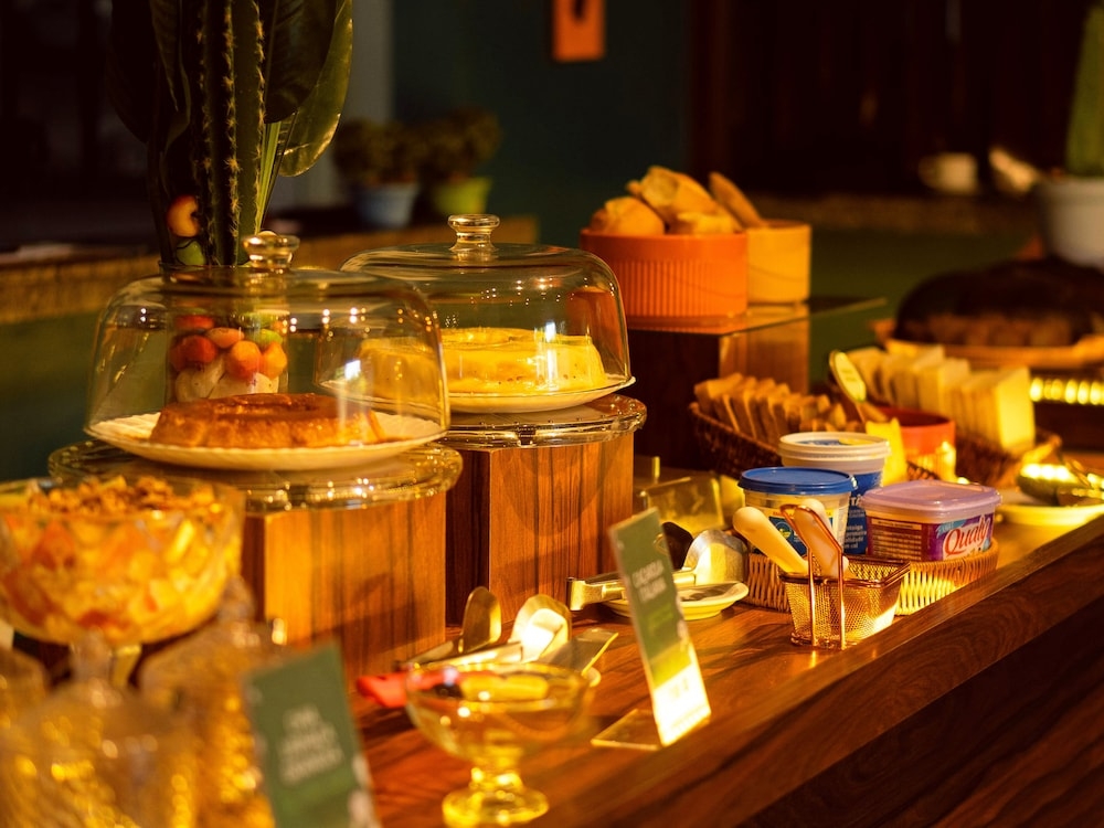 뷔페 아침 식사