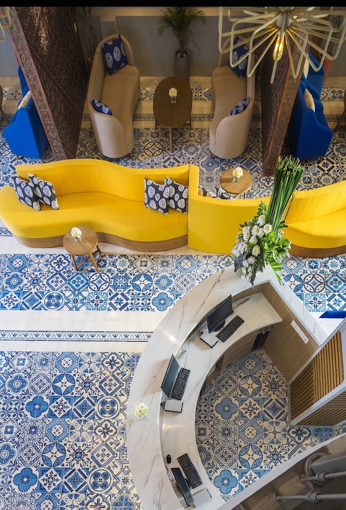 로비 좌석 공간