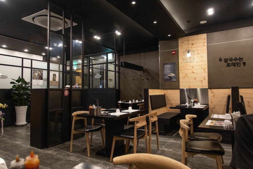 숙박 시설 내 편의 시설/서비스