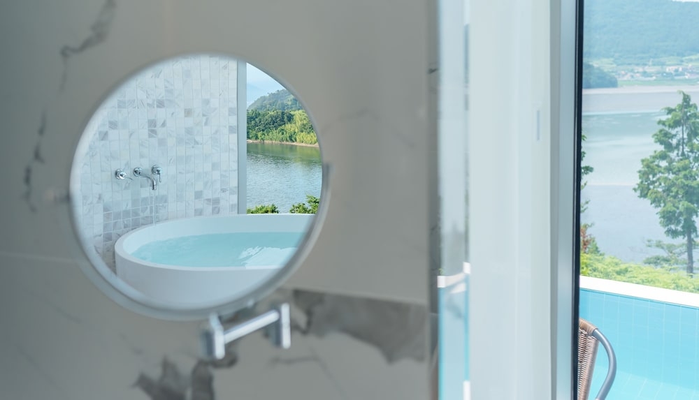 욕실 편의 시설