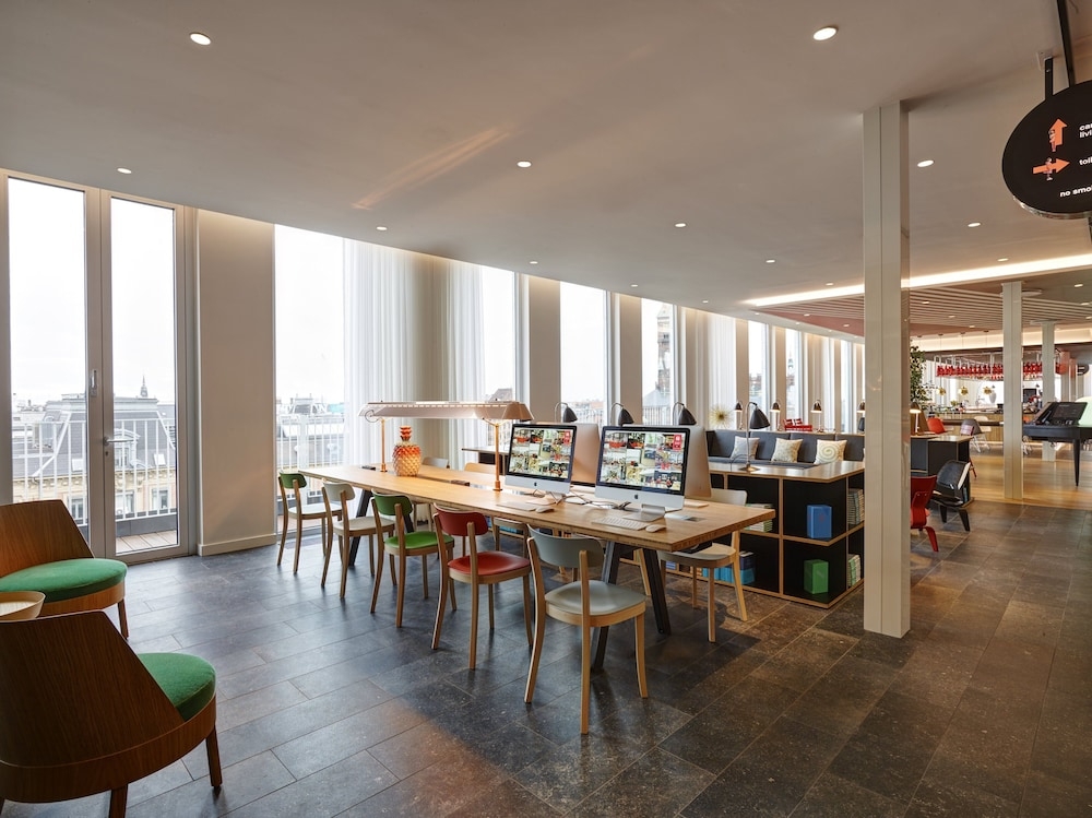 바(숙박 시설 내)