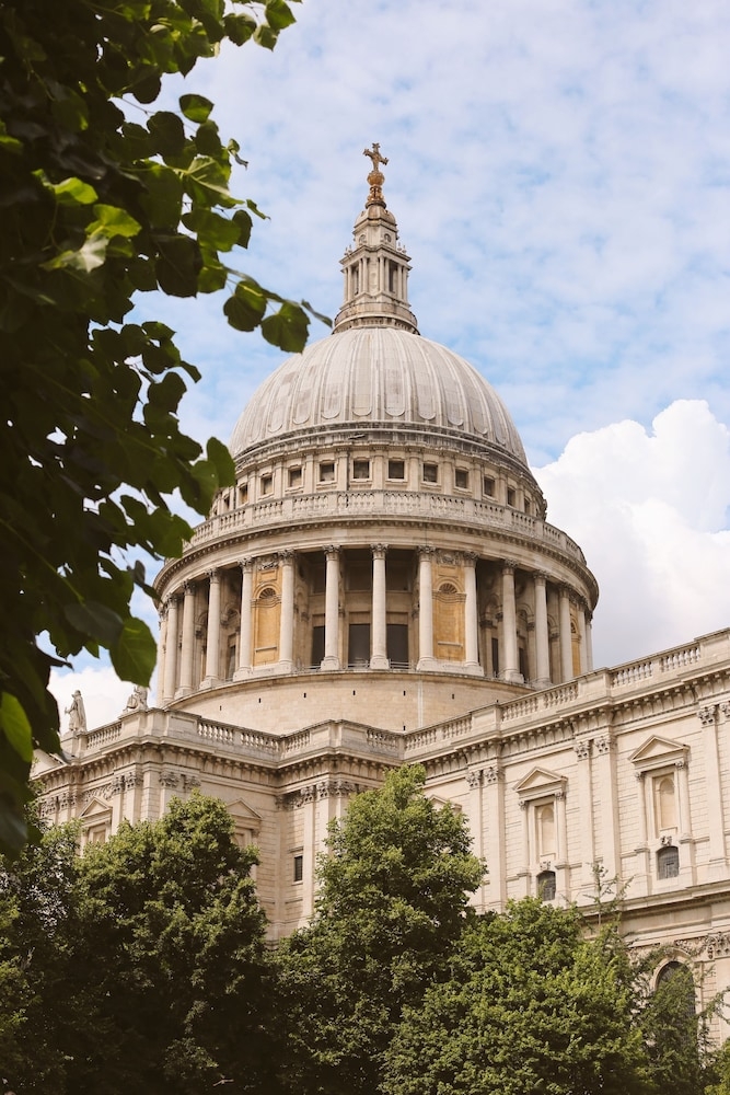 숙박 시설의 전망