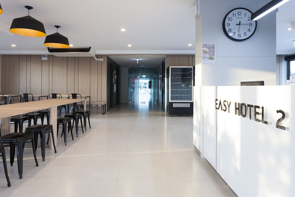 로비 좌석 공간