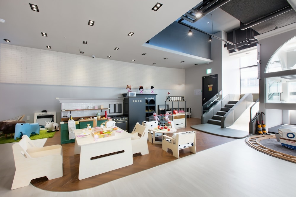 어린이 놀이 공간 - 실내