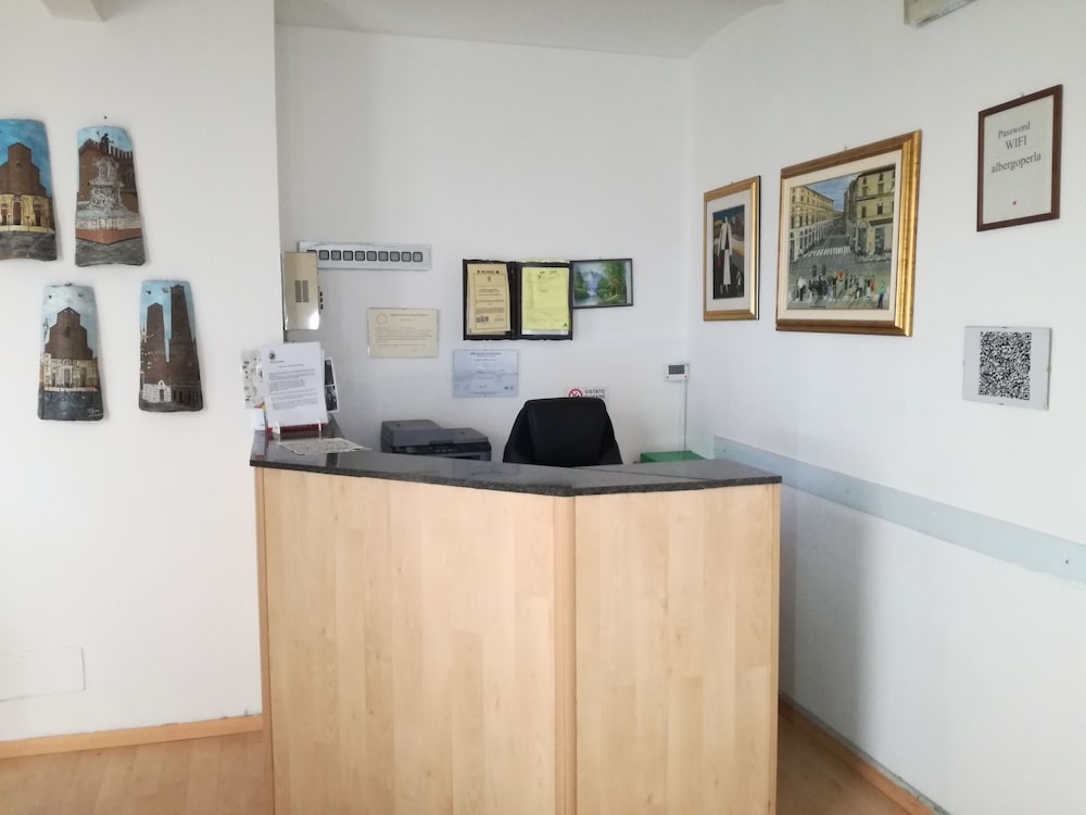 콘시어지 데스크