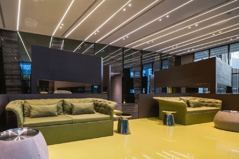 로비 좌석 공간