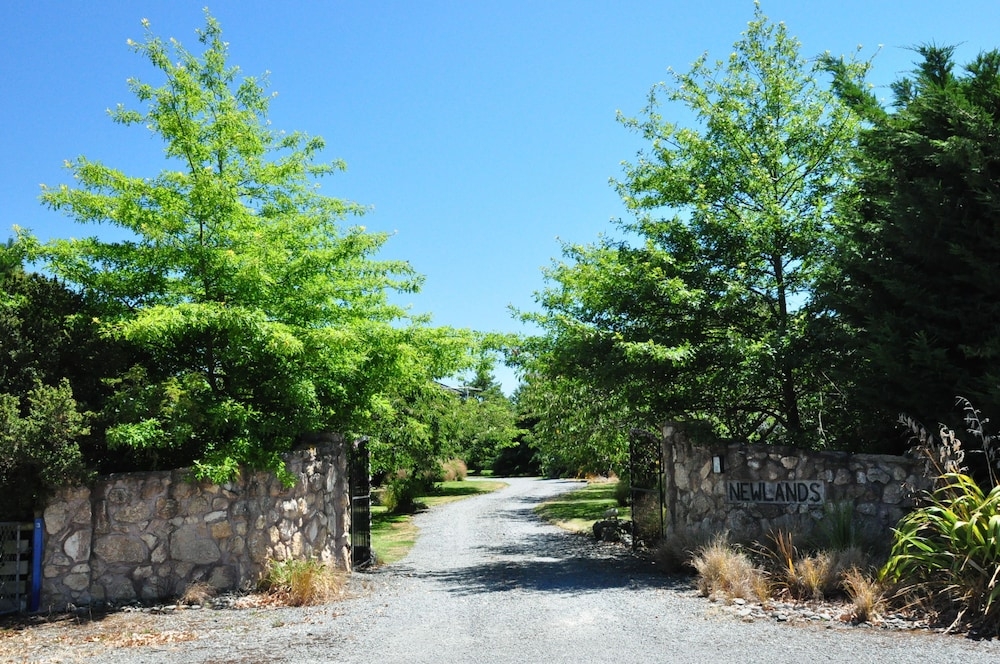 숙박 시설 입구