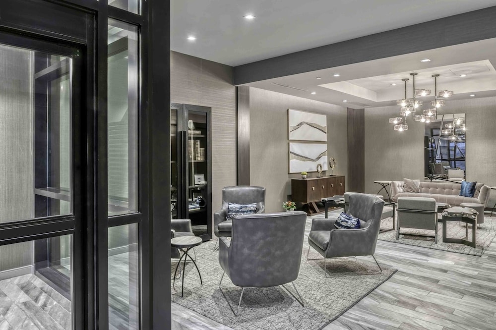 로비 좌석 공간