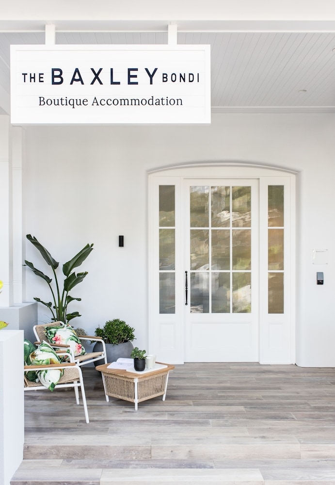 숙박 시설 입구