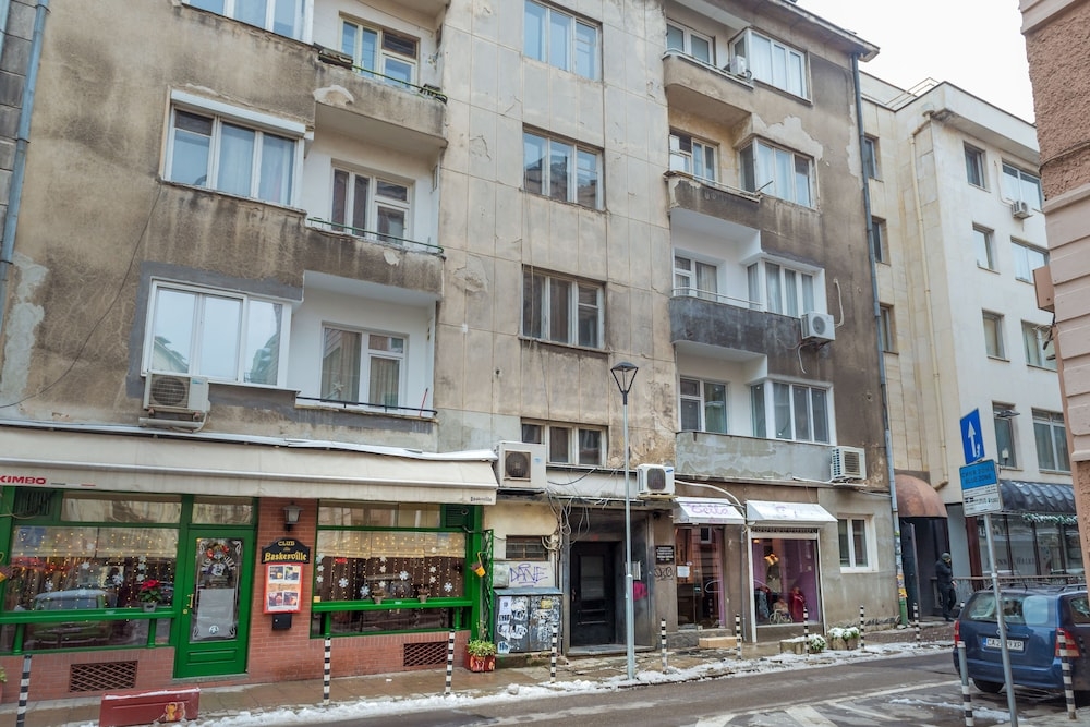 숙박 시설 정면