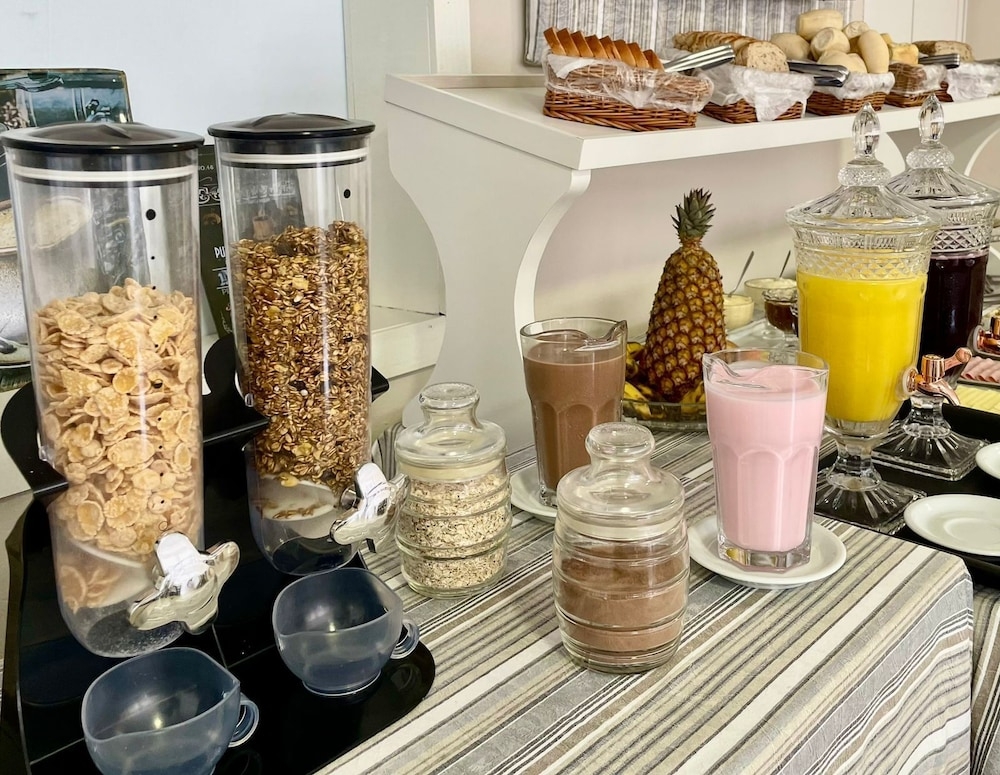 뷔페 아침 식사