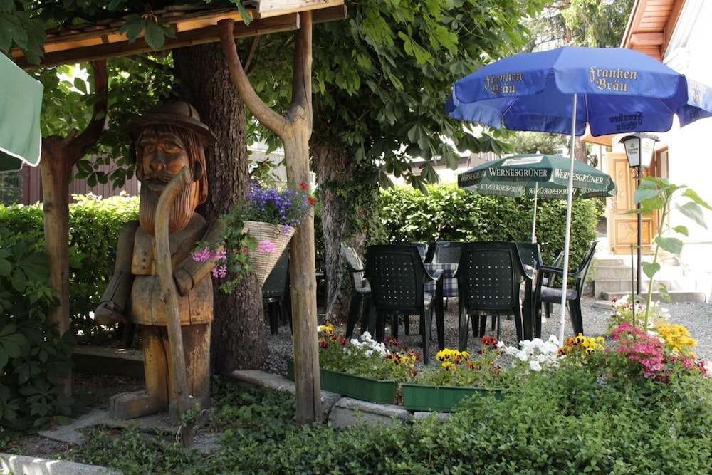 숙박 시설 구내