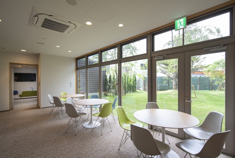 로비 좌석 공간