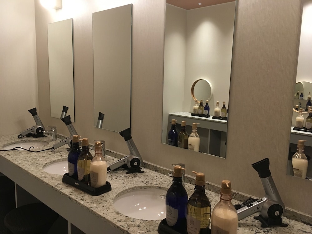 숙박 시설 내 편의 시설/서비스