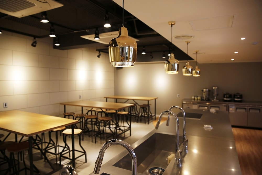 숙박 시설 내 편의 시설/서비스