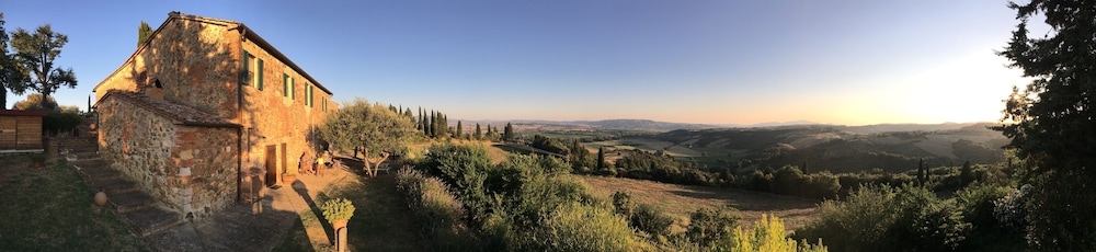 숙박 시설의 전망