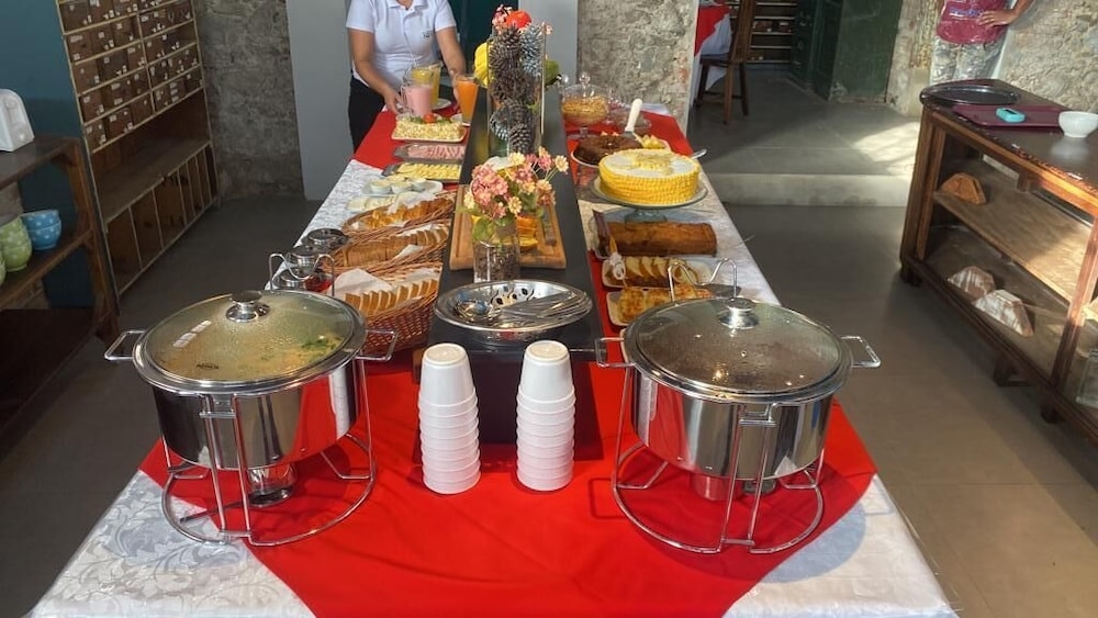 뷔페 아침 식사