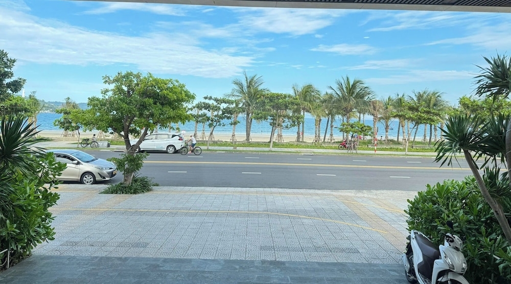 숙박 시설 정면