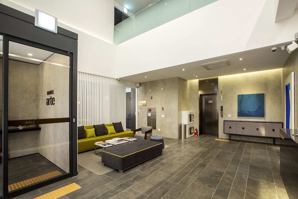 로비 좌석 공간