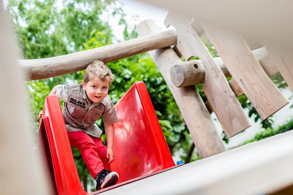 어린이 놀이 공간 - 야외